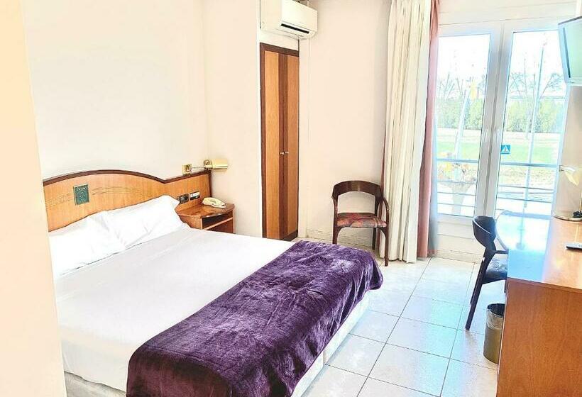 בית מלון כפרי Arumí