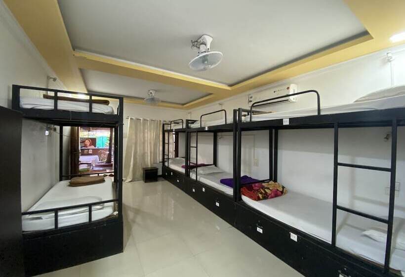 הוסטל Jungle By Sturmfrei Palolem