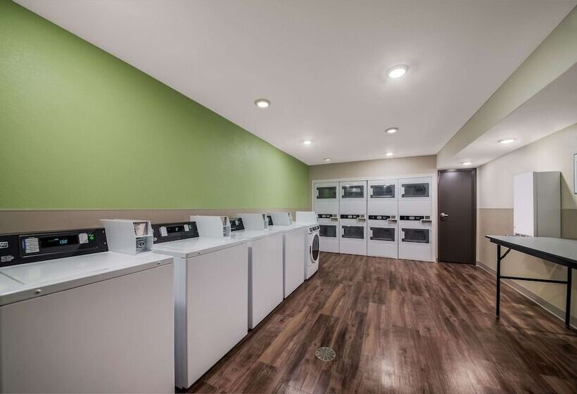 ホテル Woodspring Suites Inverness