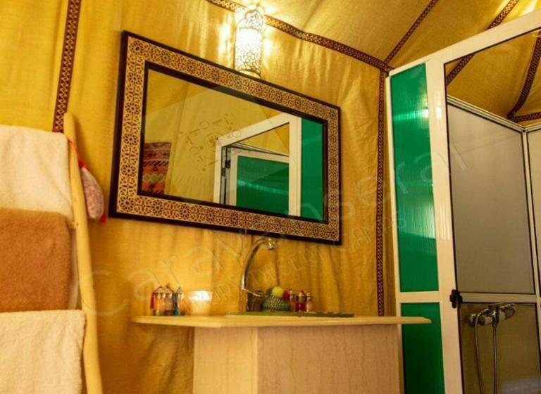 تختخواب و صبحانه Best Desert Luxury Camp