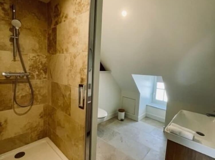 مبيت وإفطار La Suite