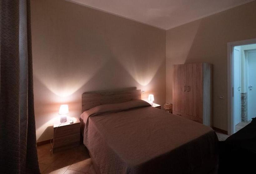 پانسیون Villa Alcmena