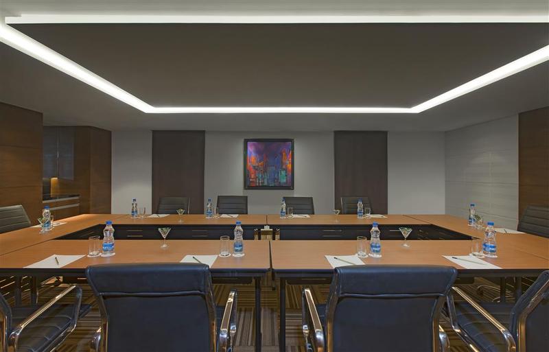 בית מלון כפרי Four Points By Sheraton Bengaluru, Whitefield