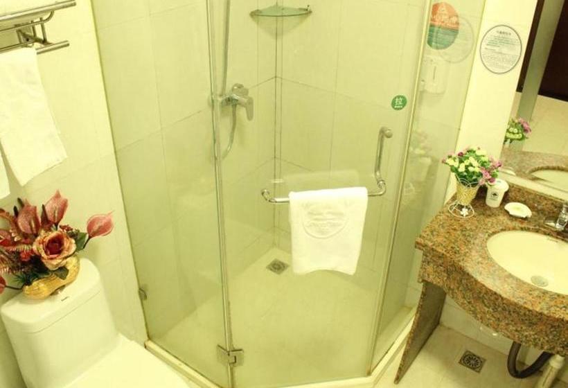 호텔 Greentree Inn Shanghai Daning International Yanchang Road Metro Station Business