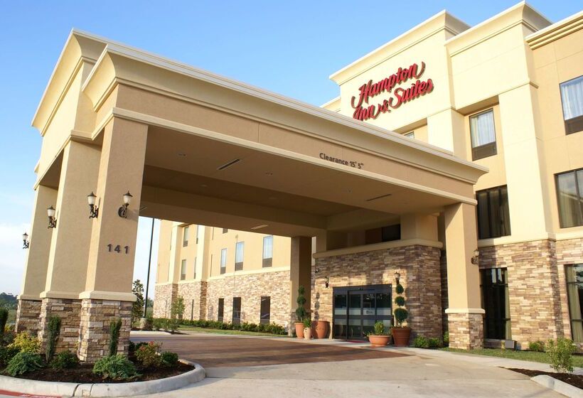 בית מלון כפרי Hampton Inn & Suites Center