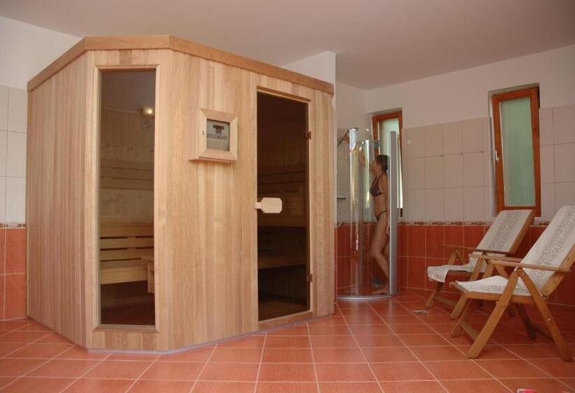 Hullám Villa B&b