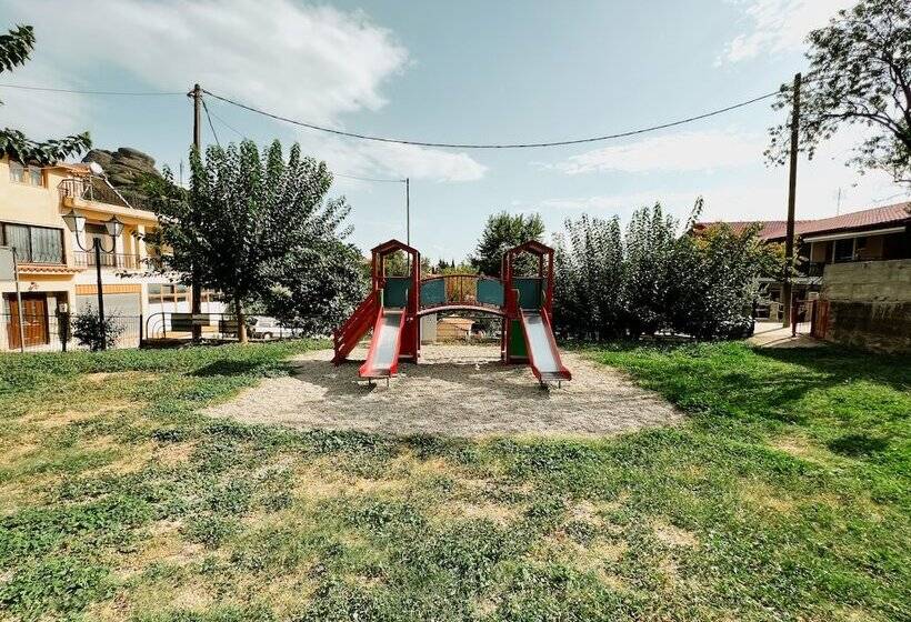 پانسیون Elena Guesthouse