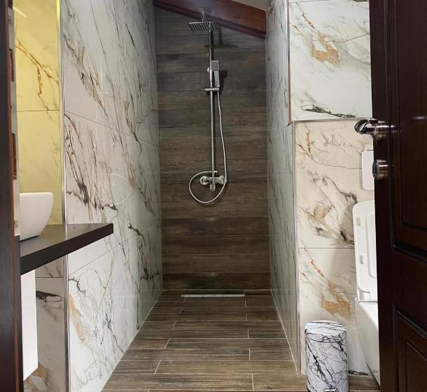 בית מלון כפרי Pazari Vjeter Rooms