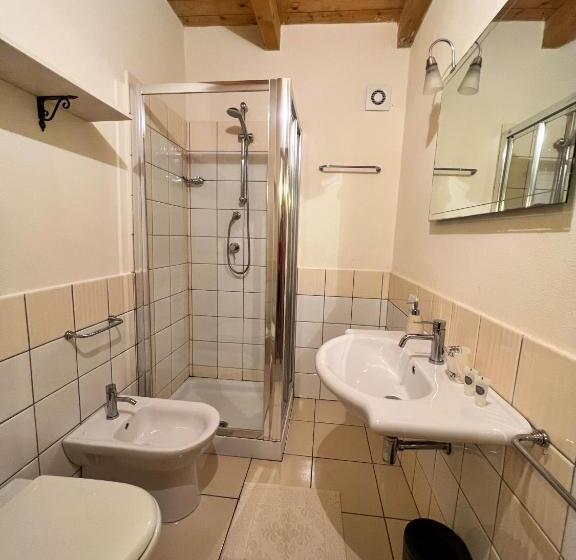بنسيون La Vecchia Torre