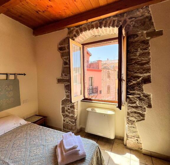 بنسيون La Vecchia Torre