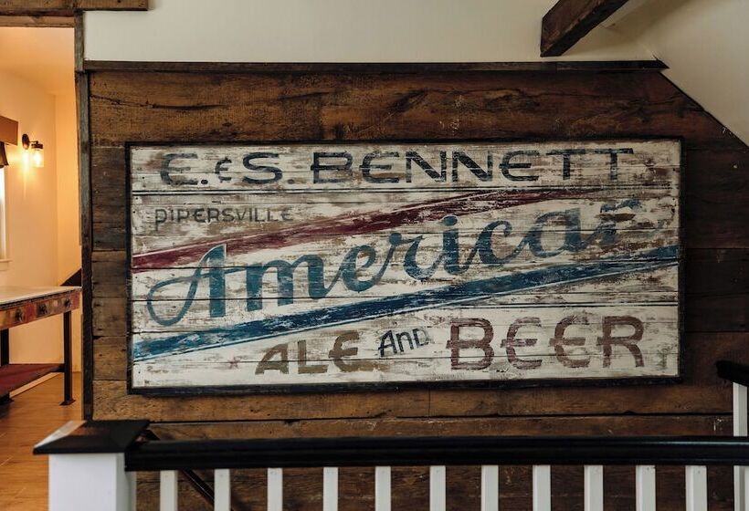 تختخواب و صبحانه Galvanized America Inn & Art Gallery