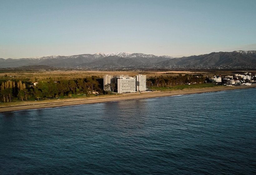 هتل Miramare Magnetic Beach