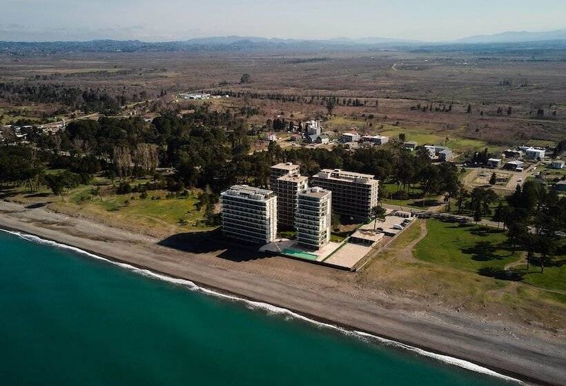 هتل Miramare Magnetic Beach