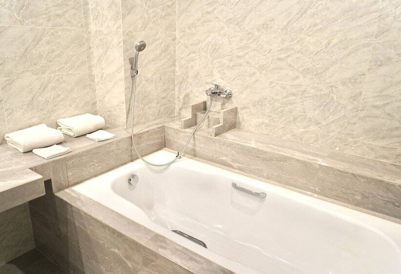 هتل Rylich Panorama