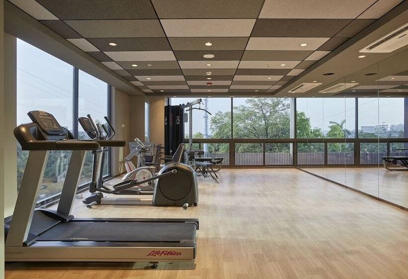 호텔 Fairfield By Marriott Vadodara