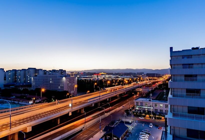בית מלון כפרי Holiday Inn Express Hohhot East Station By Ihg