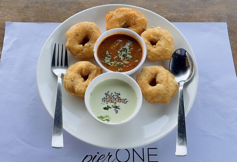 호텔 The Monarch At Chakan Midc, Pune