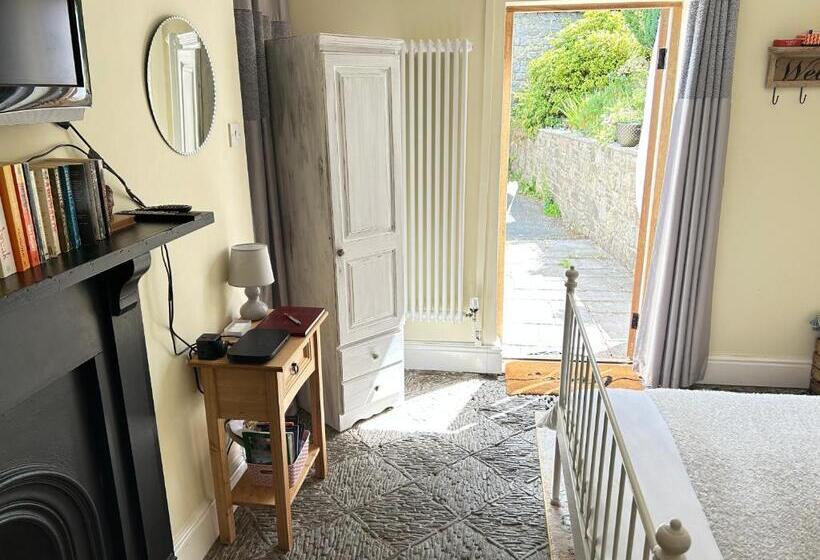 Y Felin Bed And Breakfast And Smallholding