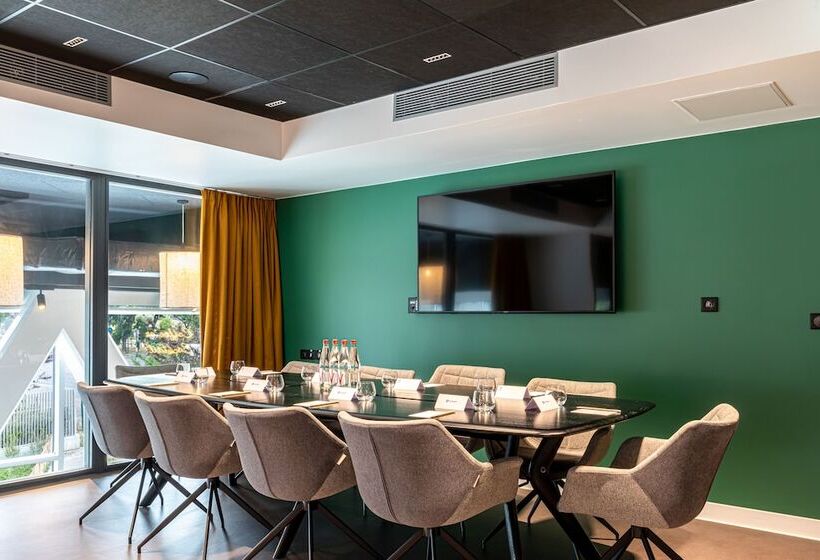 هتل Best Western Mtreize Paris Asnieres