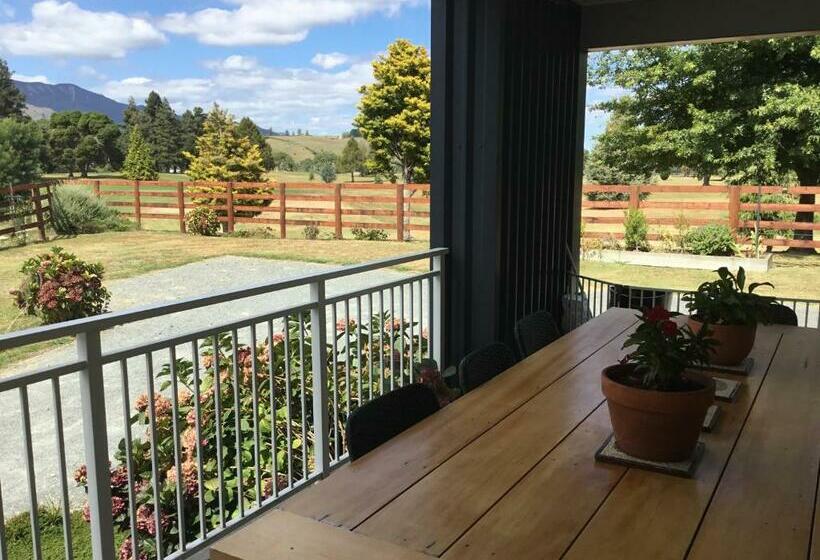 Fairway Views B & B