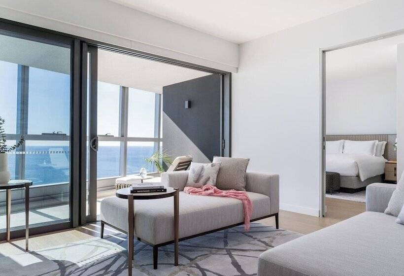 هتل The Langham, Gold Coast And Jewel Residences