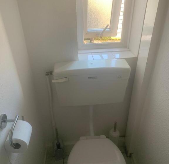 بنسيون The New Macleods Guest House