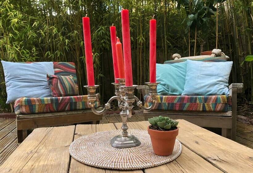 تختخواب و صبحانه Maison La Boheme Spa & Jacuzzi