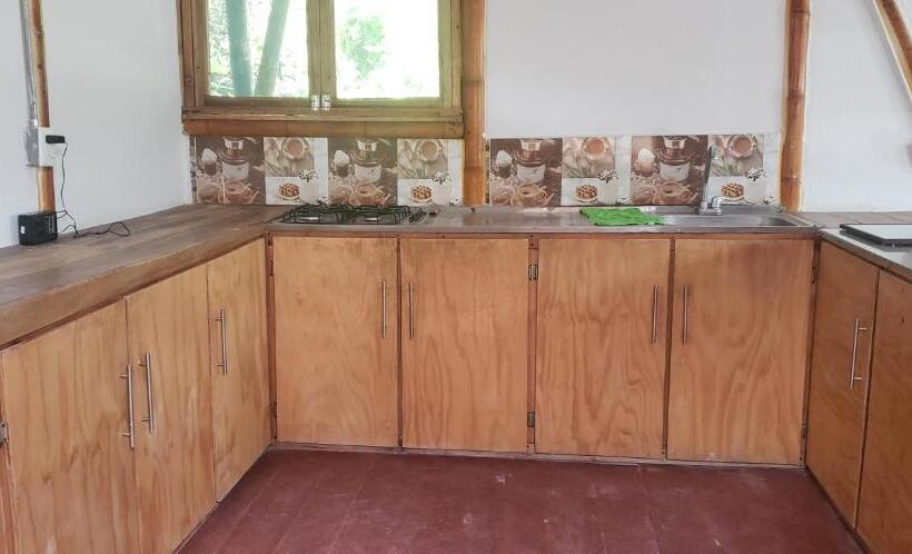 Cabaña Colibries Con Parqueo Gratis En Calarca