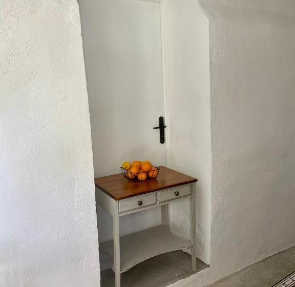 Gîte Le Palmier   Perfectly Located Cosy Studio With Private Garden