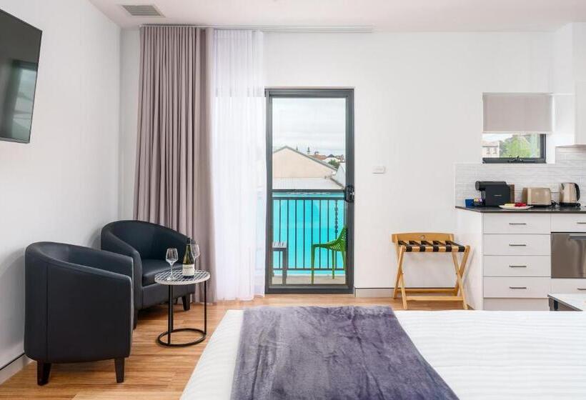 Hunter Studios   Maitland