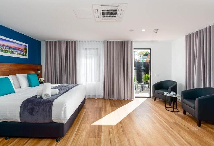 Hunter Studios   Maitland