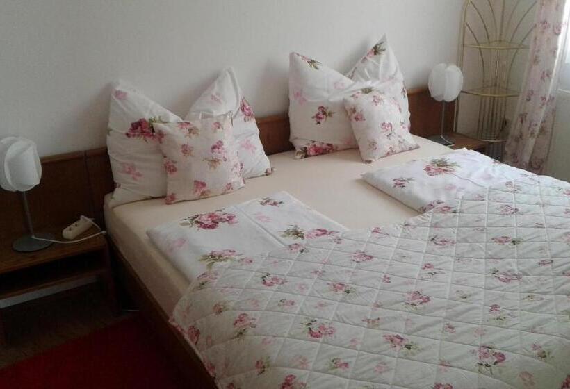 Ferienwohnung   Apartement   Hotel Klippitz Nordost