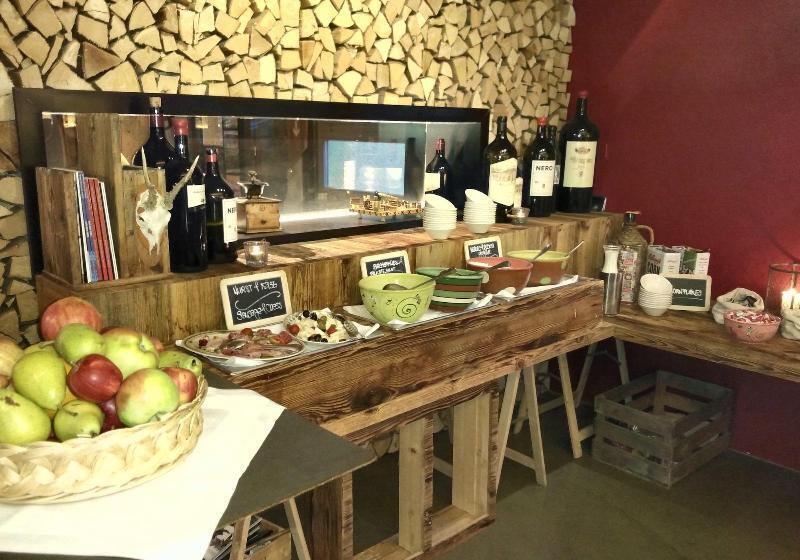 فندق Alpenblick Weggis   Panorama & Alpen Chic