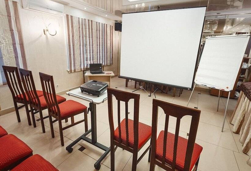 בית מלון כפרי Amaks Polyarnaya Zvezda