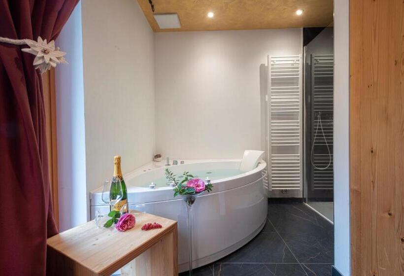 فندق Baita Velon