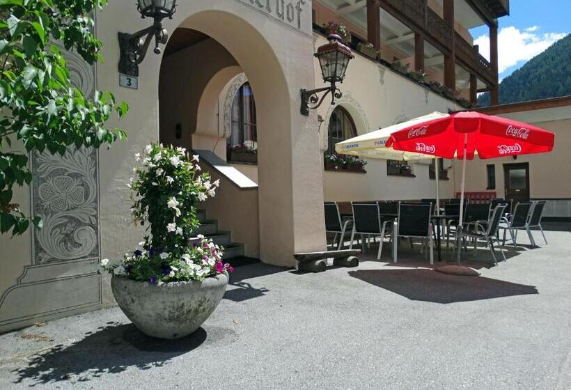 호텔 Bündnerhof