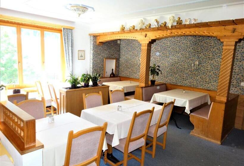 호텔 Bündnerhof