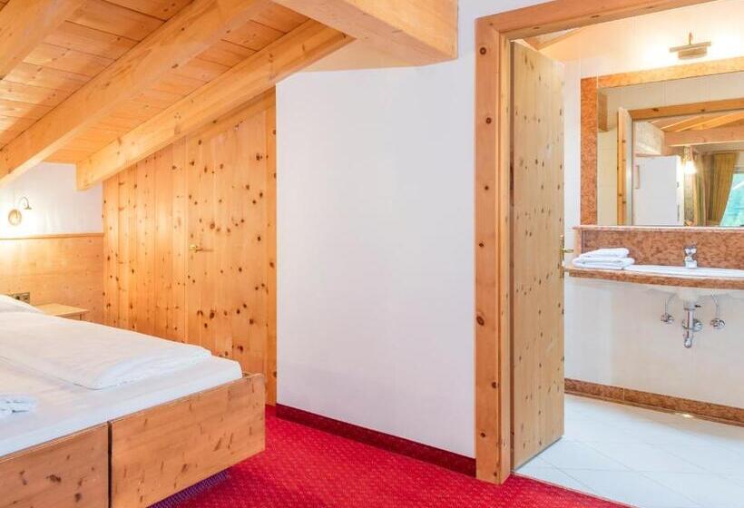 فندق Paradies Pure Mountain Resort