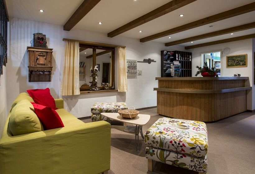 בית מלון כפרי Restorant Engiadina Ftan