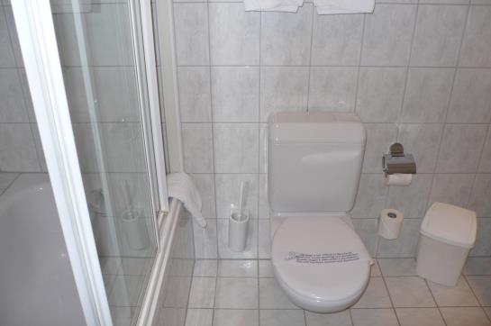 בית מלון כפרי Schloss Böttstein