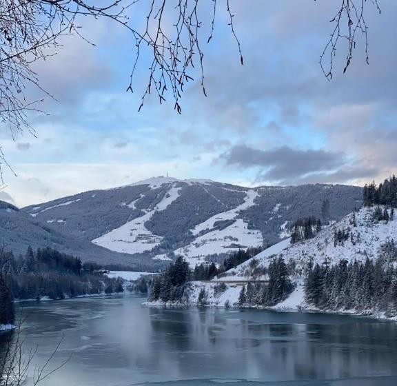 ホテル Seehof