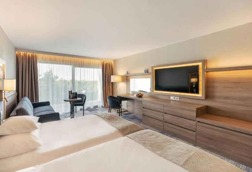 בית מלון כפרי Senator