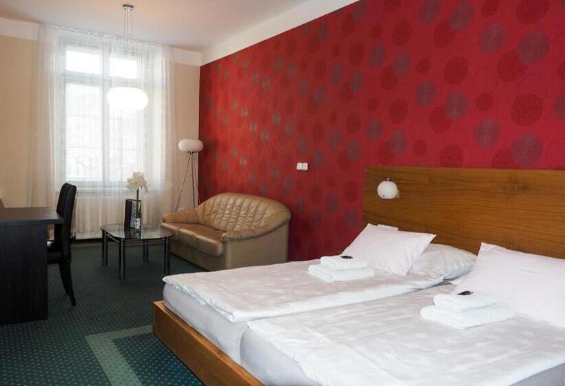 هتل Vacek Pod Věží