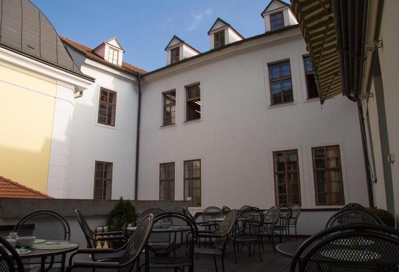 هتل Vacek Pod Věží