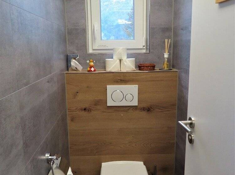 ペンション Gasthaus Alpina