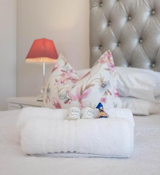 ペンション Hilltop Guesthouse