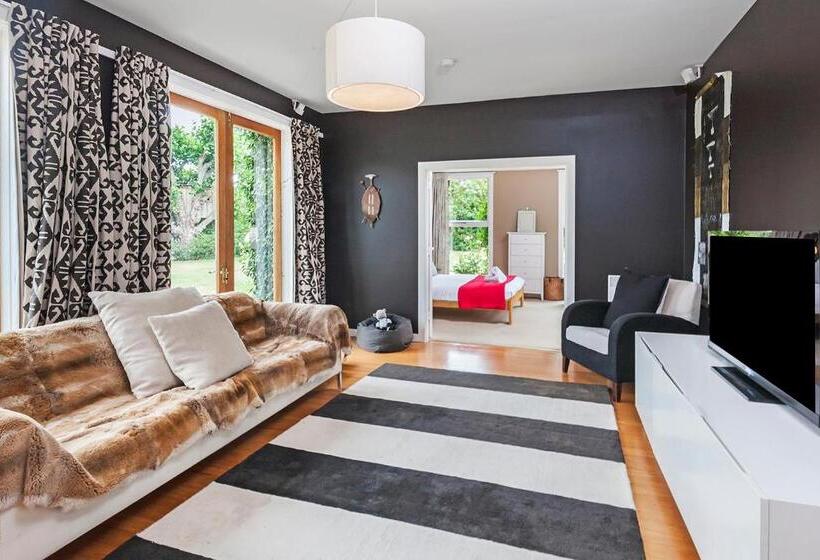 French City Mansion   Christchurch Luxury Home