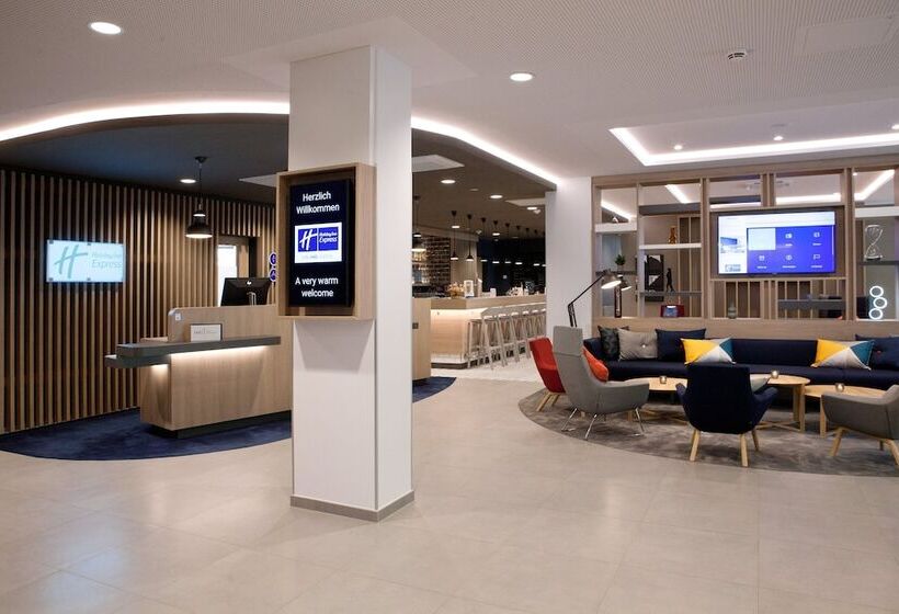 Отель Holiday Inn Express Fürth, An Ihg