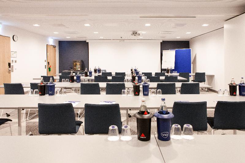 Отель Holiday Inn Express Fürth, An Ihg