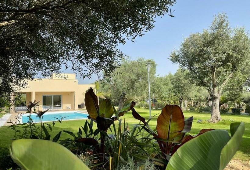 مبيت وإفطار Resort Natura & Relax